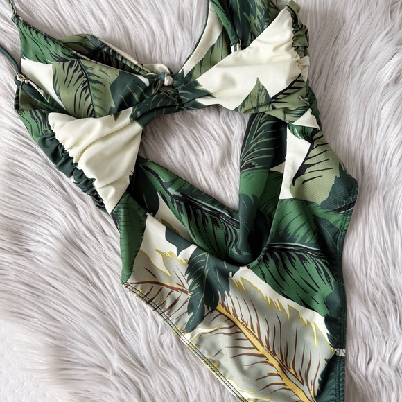 Beach Riot one piece swimsuit - Picture 4 of 7